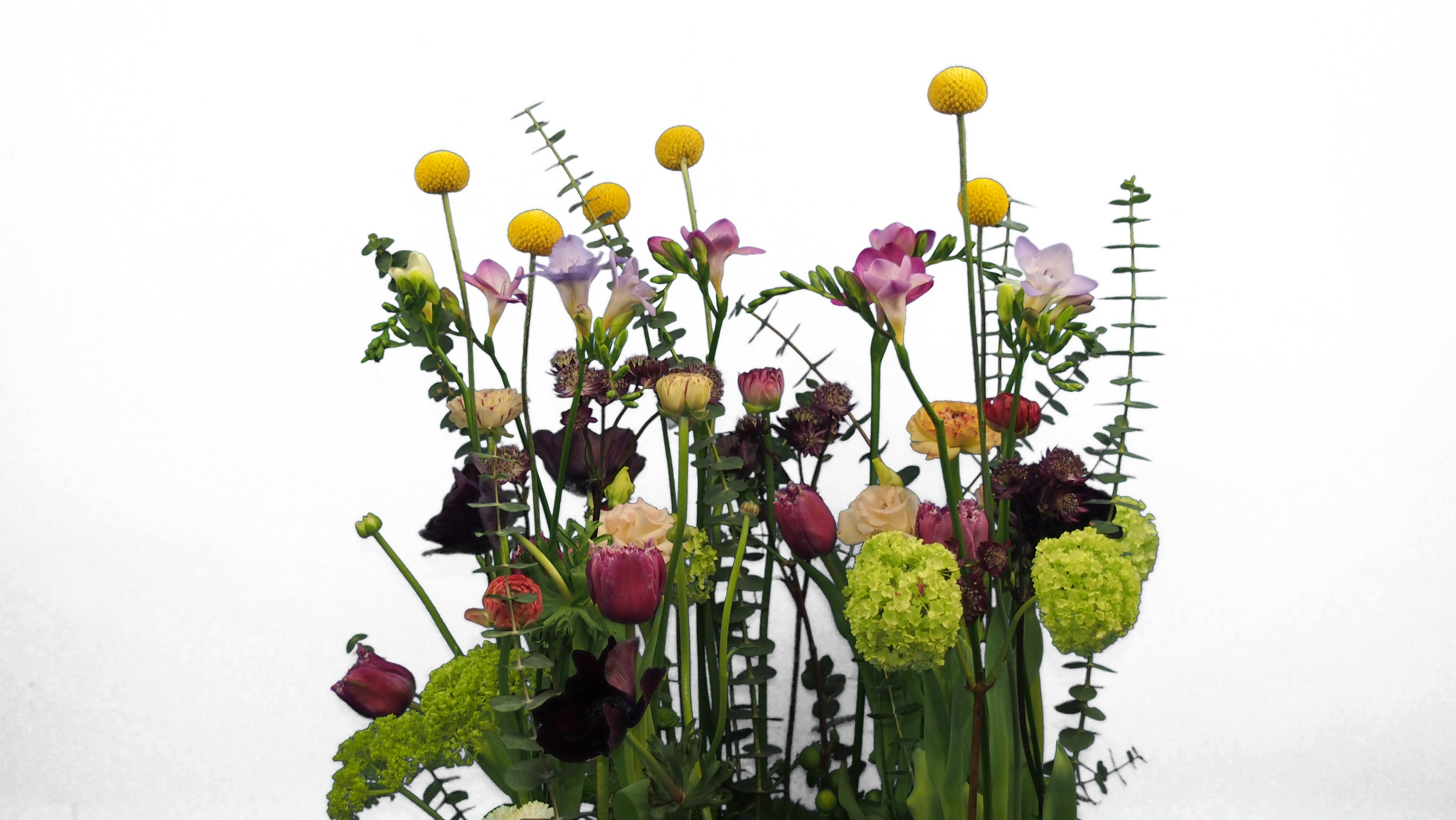 Urnenschmuck mit frühlingshafter Blumenkombination Bild 2